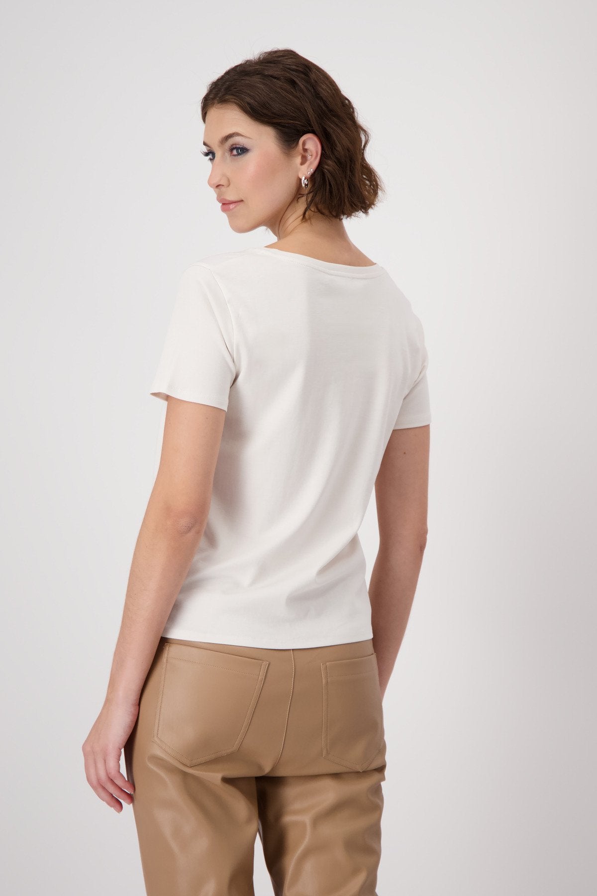 T-Shirt (Creamy Beige)