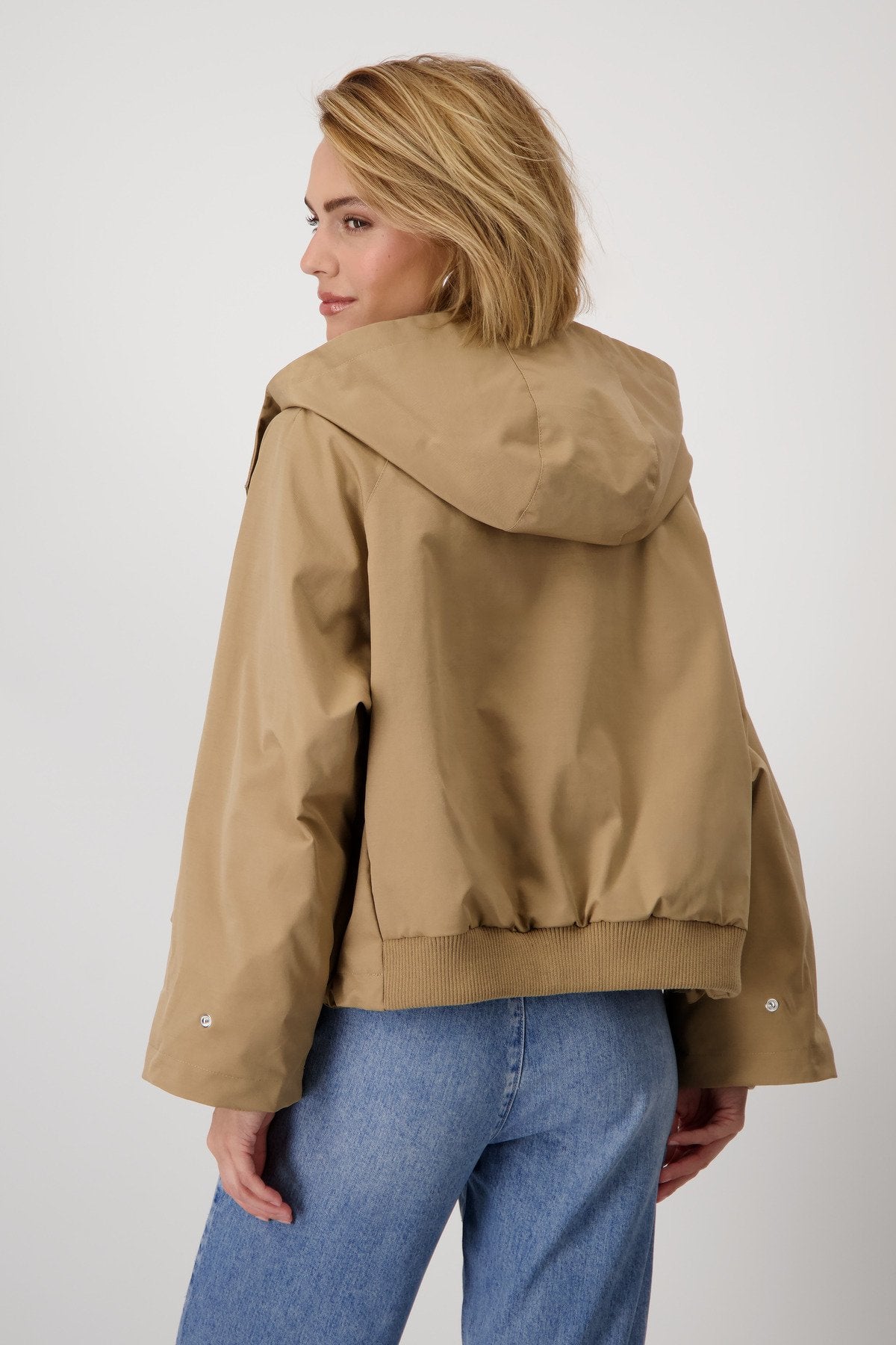 Jacke (Caramel)