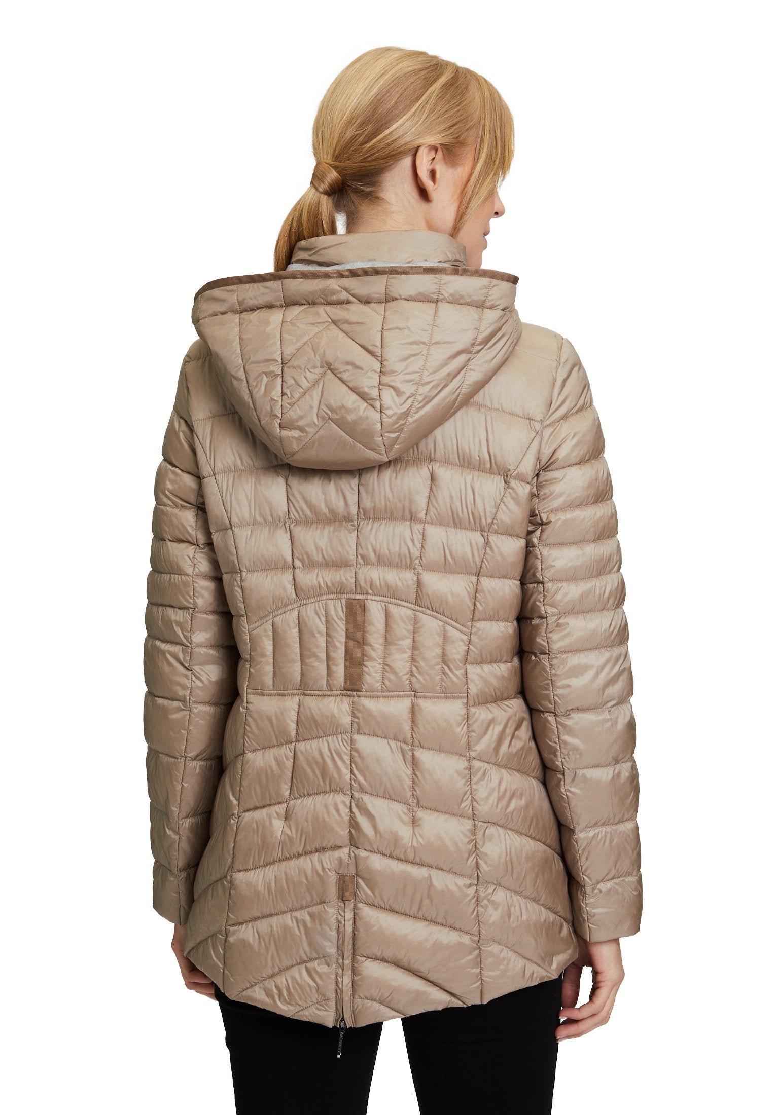 Winterjacke (Sandstorm)